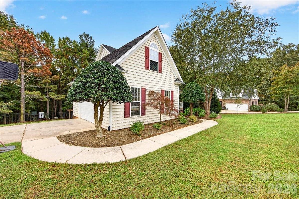 8705 Dartmoor Place