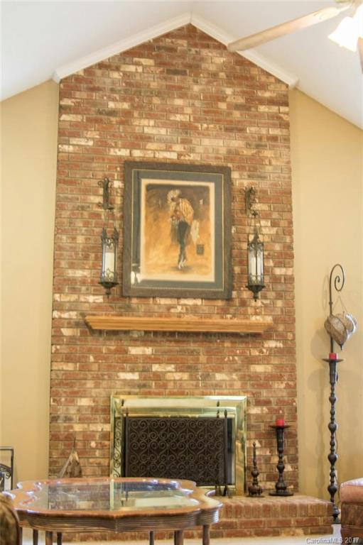 Hollandale - Residential