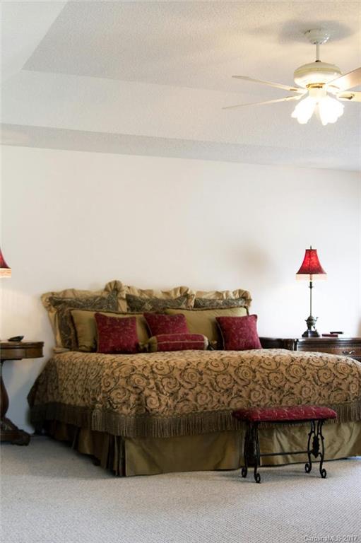 Hollandale - Residential