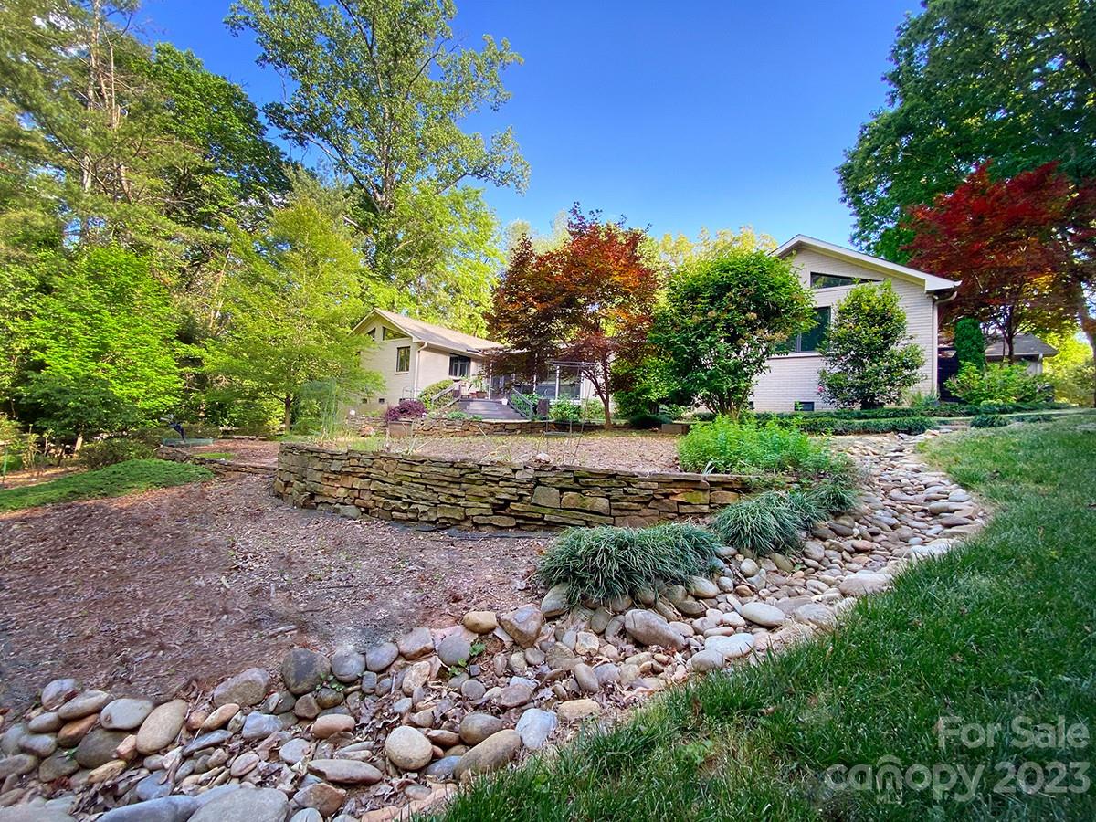 Mammoth Oaks - Residential