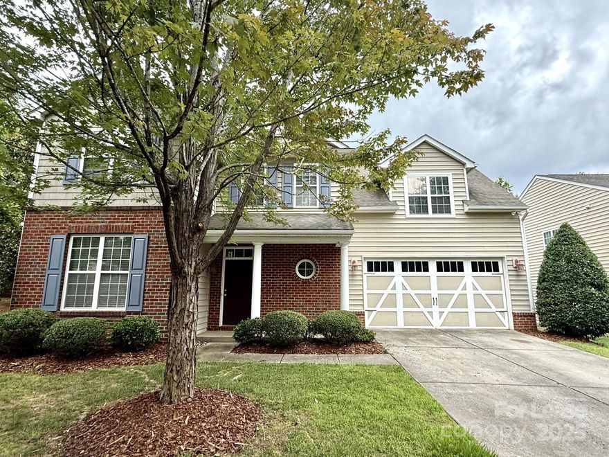 Gorgeous Waxhaw home with room to spare! Open sunny floor plan, gourmet kitchen with granite and stainless, 2 story family room and sun room. Fresh paint and new carpet. Lovely primary suite on main level plus 4 more generous bedrooms upstairs so there is plenty of room to spread out. Minutes to Providence Rd and 521/Johnston Rd. Won't last! Renter's Insurance is required. Pet fee is per pet that does not exceed 35 lbs.