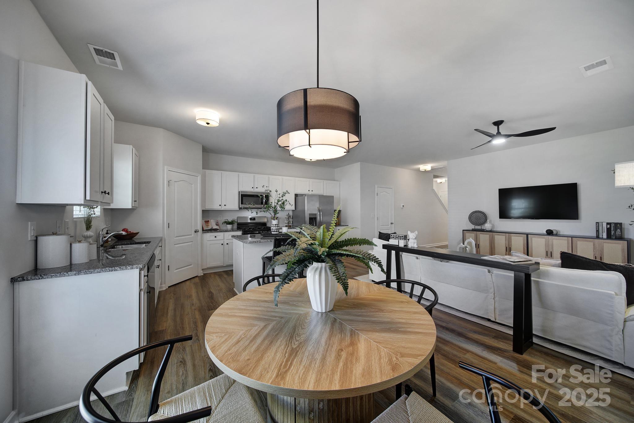 Poplin Glen - Residential