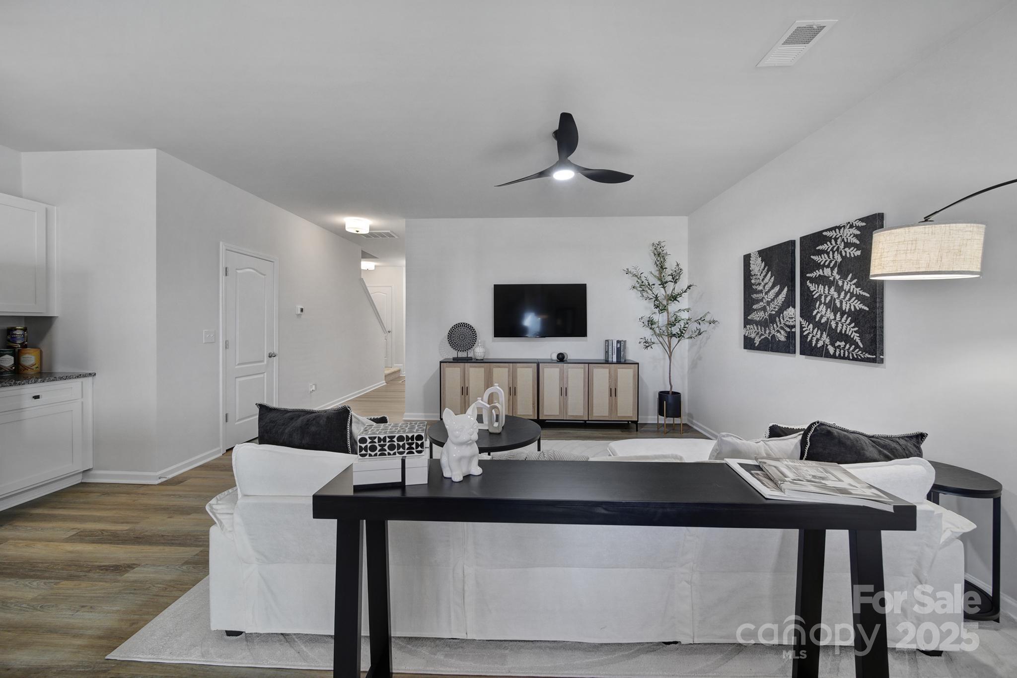 Poplin Glen - Residential