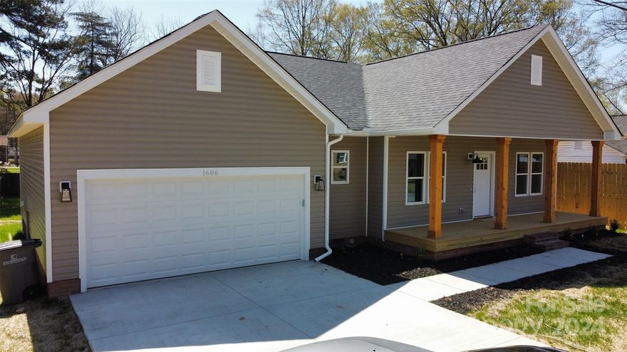 Must see new construction, craftsman-style home. ASK IF YOU QUALIFY FOR EXCLUSIVE LENDER GRANT OF: 3% of purchase price toward down payment (up to $10k)...PLUS, up to $7,500 toward closing costs!! Conveniently located neighborhood w/ no HOA. Nice-sized 1/4 acre lot. Lots of features with this 3BR/2BA, almost 1,400 sq ft home including: open floor plan; split-bedrooms; 9' ceilings; granite counters throughout; tile back splash; island w/ bar seating; stainless appliances inc. side-by-side refrigerator w/ ice/water dispenser; 42" cabinets w/ soft-close doors/ drawers; luxury vinyl plank floors; neutral/ pleasing colors throughout; owner's suite w/ tray-ceiling and large walk-in closet; primary bathroom w/ tiled floor and separate tub and tiled shower; dual vanities; guest bath w/ tub/shower combo; large utility room; attached, over-sized 2-car garage. Exterior boasts: raised brick foundation; covered front porch w/ decking; rear covered deck overlooking back yard; wide concrete driveway.