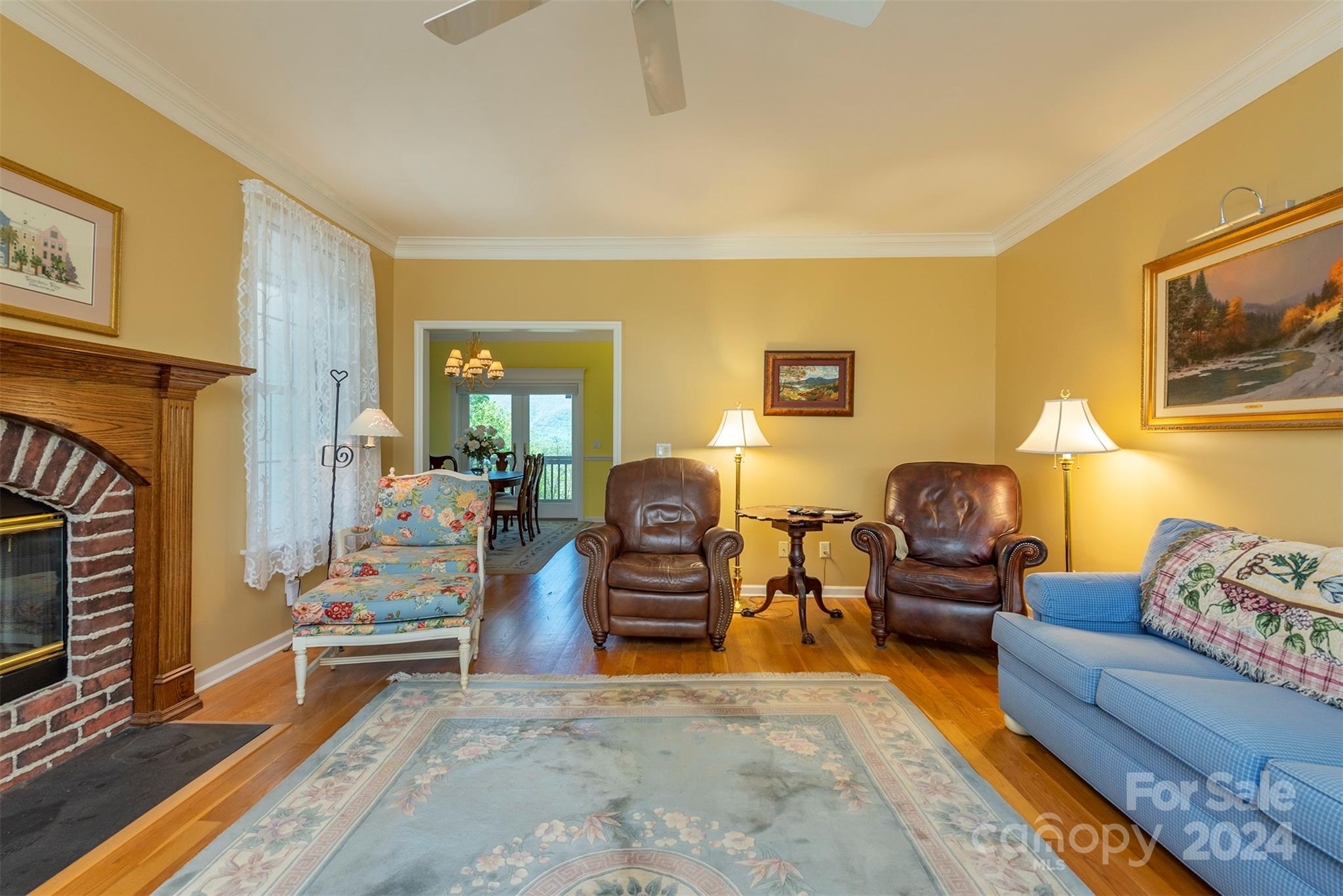 700 Cool August Heights
