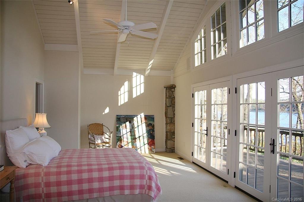 Lake Toxaway Estates - Residential