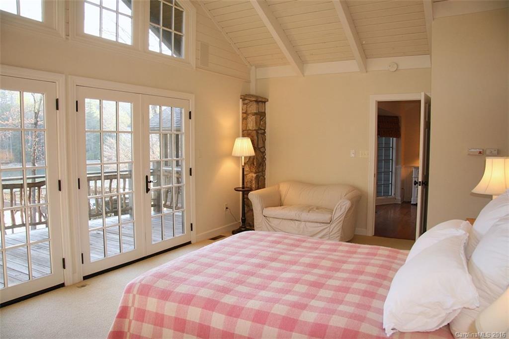 Lake Toxaway Estates - Residential