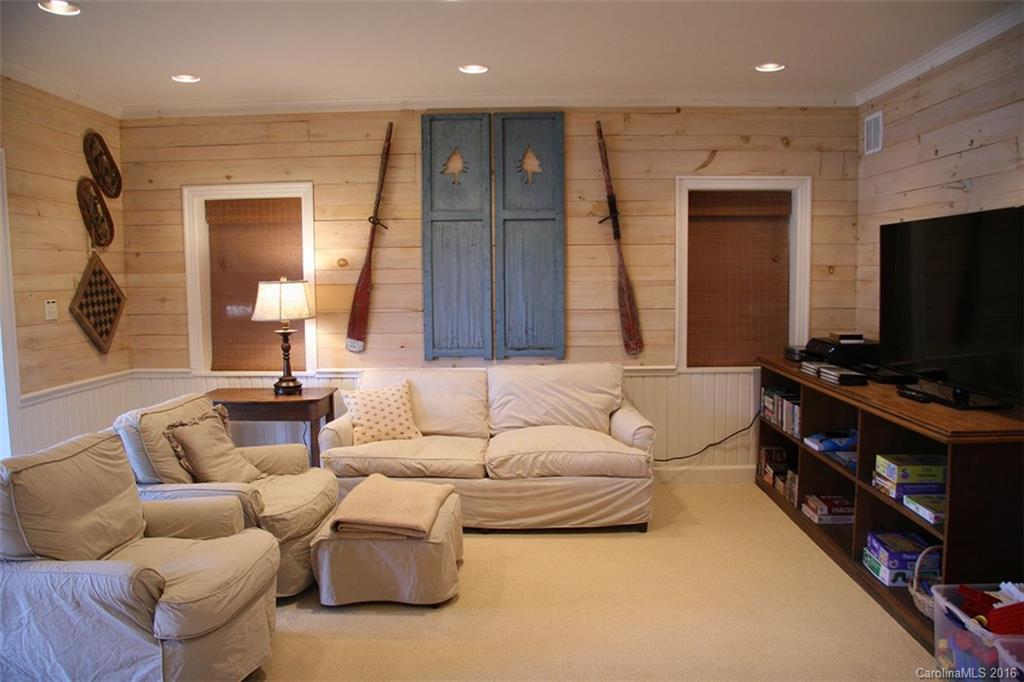 Lake Toxaway Estates - Residential