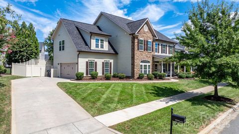 11515 Warfield Avenue Huntersville NC 28078