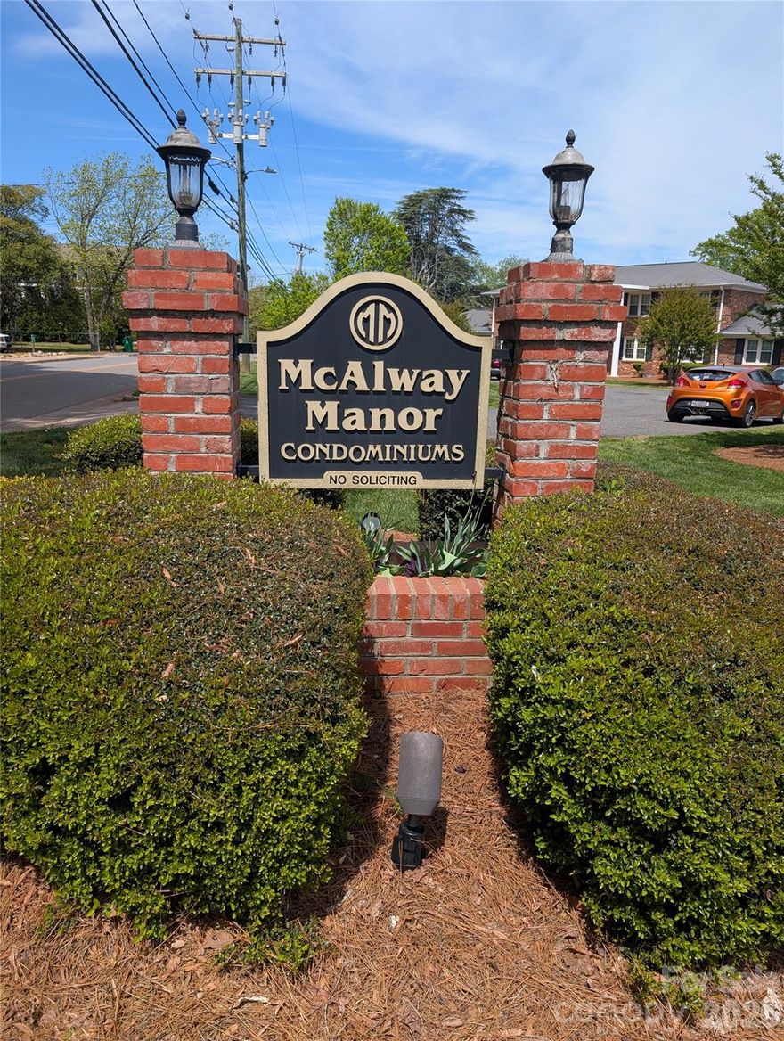 McAlway Manor Condominiums are in the fabulous Cotswold neighborhood and a 5-6 min drive uptown.  It is a very unique opportunity to own any 2-bedroom home in Cotswold for so far under 300k .  THIS PROPERTY IS TENANT OCCUPIED THROUGH OCTOBER 31,2024. LEASE TERMS MUST BE HONERED UNTIL THEN.  The tenant’s current rent is $1250.00 a month.  Rent-roll available for interested buyers. Nice home with many possibilities and so convenient to everything.  A lot of common area in this complex.