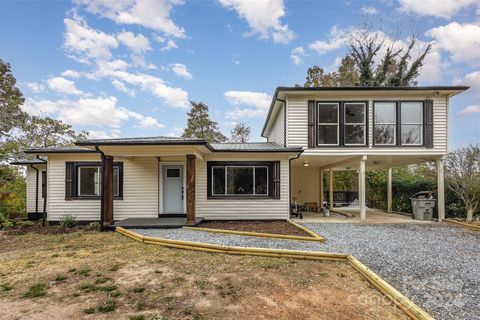 A home in Lenoir City