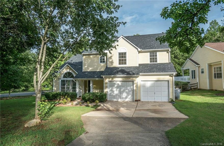 Beautiful 2-story transitional in popular Wellington! Over 2400 sq ft, this 4 bed, 2 1/2 bath home is completely move-in ready. Huge corner fenced-in lot measures .40 acre! Beautifully updated w/ new granite in kitchen & baths, SS appliances, interior paint, lighting & faucets, and tiled flooring. Accented w/ beautiful wood flooring and new carpets. Open floor plan to spacious kitchen w/ gorgeous vaulted ceilings. Master bedroom w/ on-suite bath is a must see! Move quickly before it's too late!