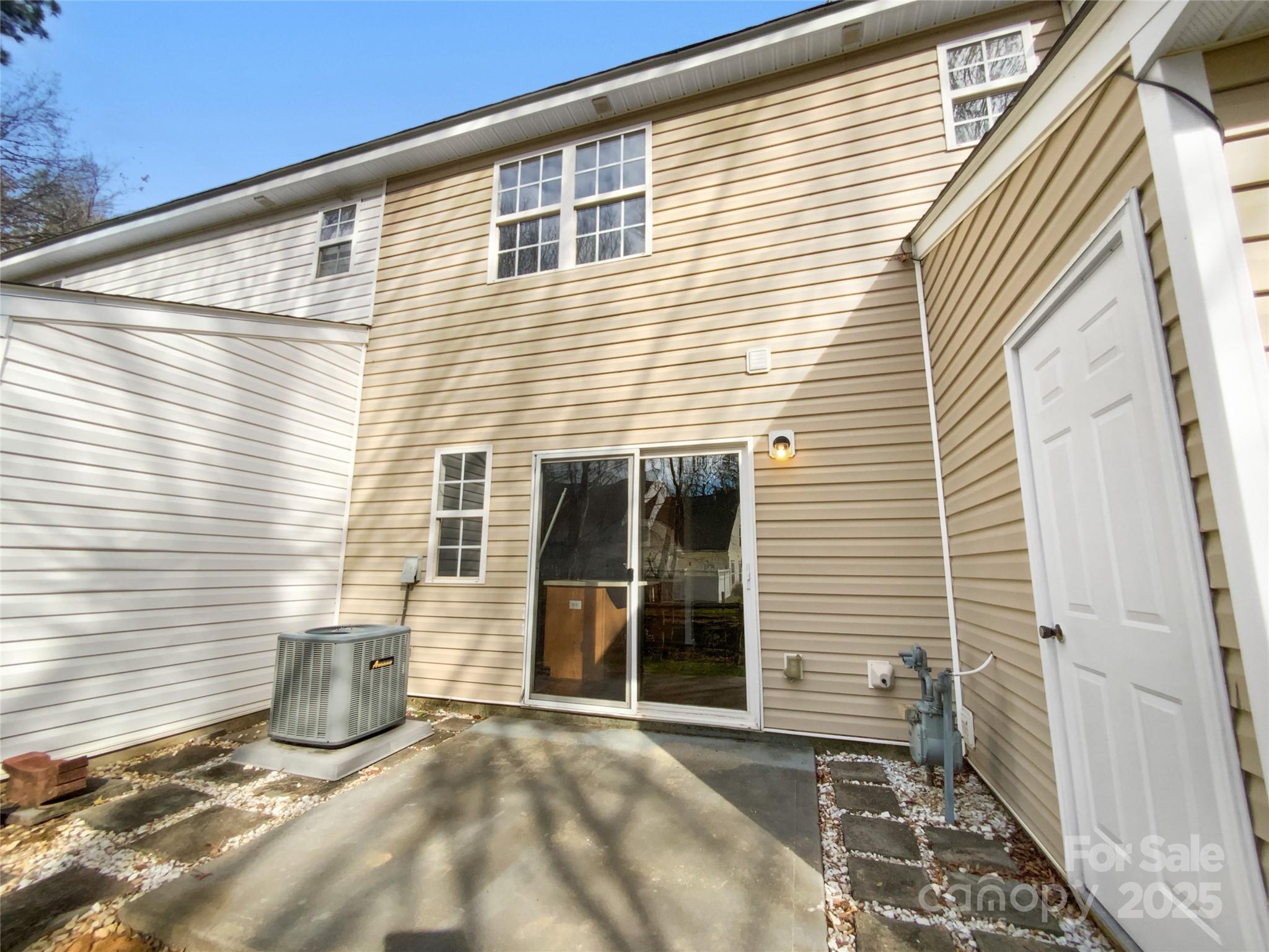 10840 Holly Ridge Boulevard