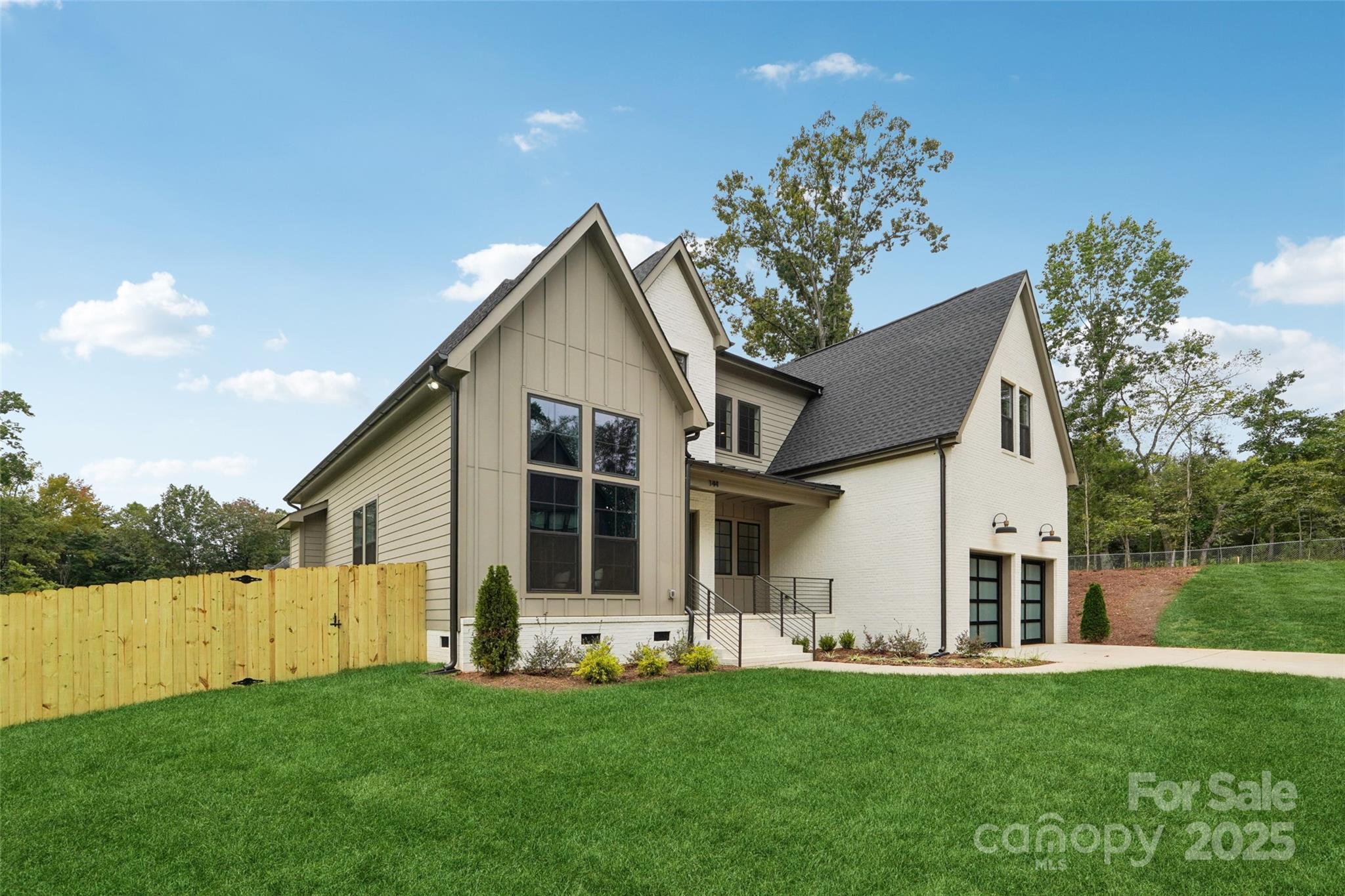 Lansdowne - Residential