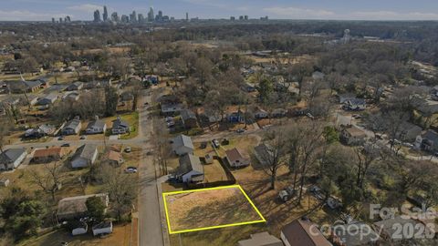 Photo of 3417 Grant Street, Charlotte, NC 28208 (MLS # 4338658)