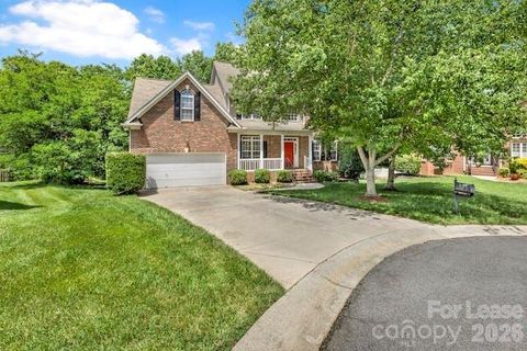 Photo of 5010 Bellville Court, Charlotte, NC 28269 (MLS # 4388021)