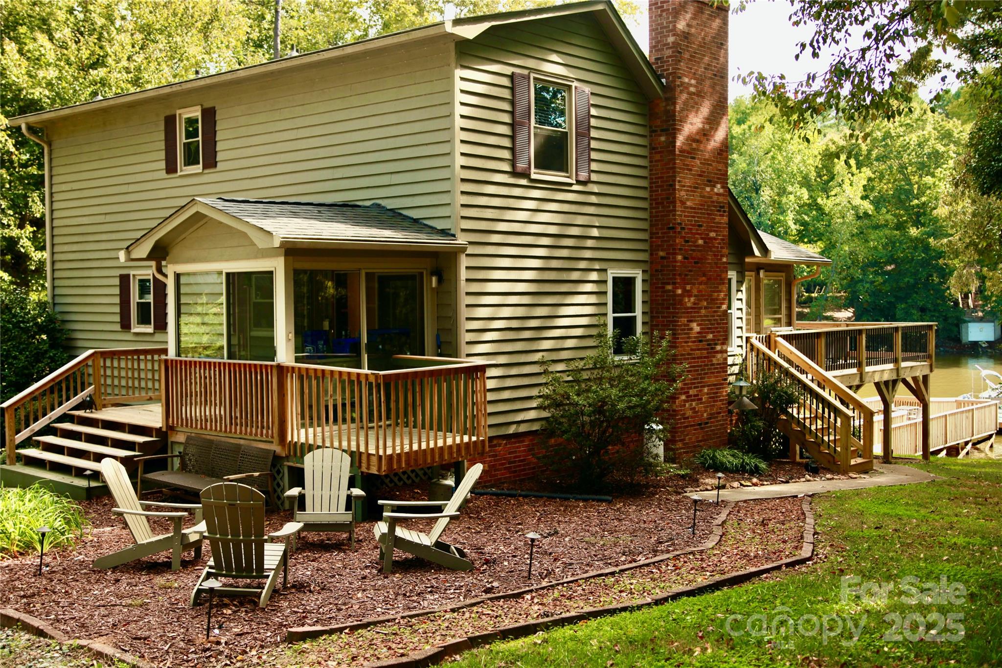 1136 Riverwood Drive