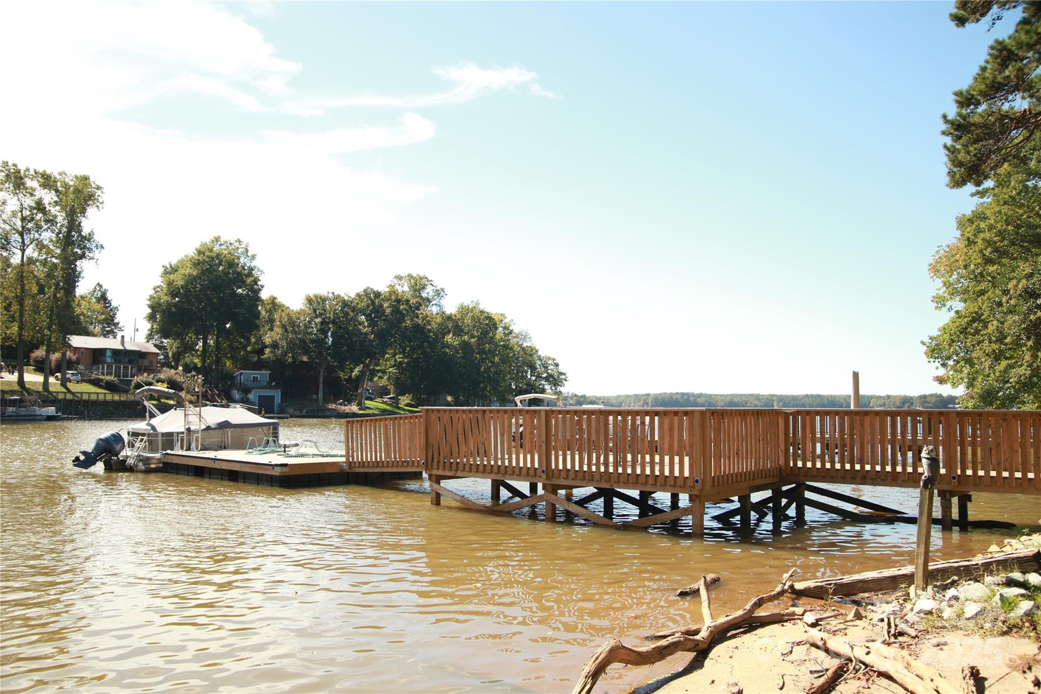 1136 Riverwood Drive