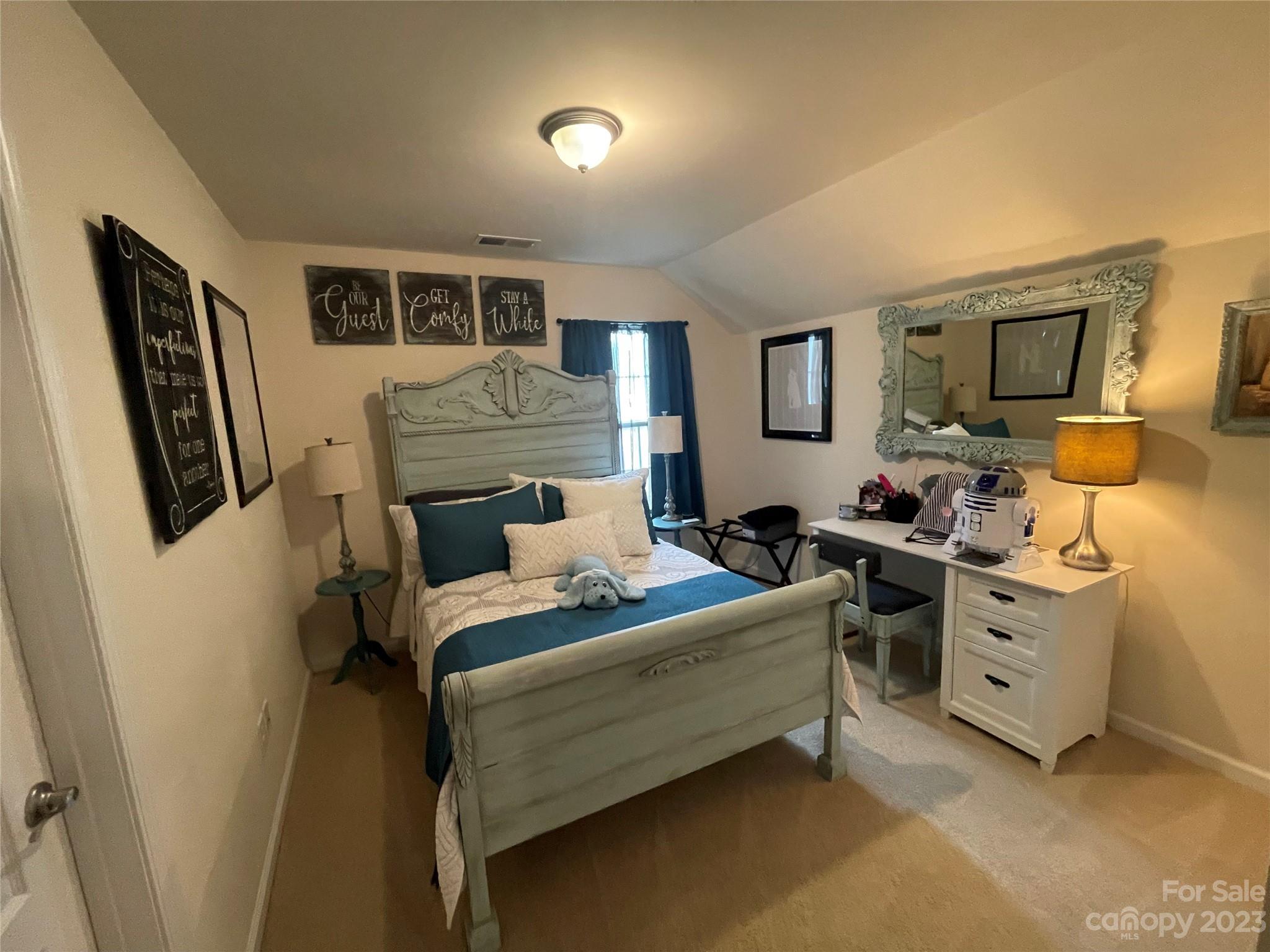 Summerhouse at Paddlers Cove - Residential