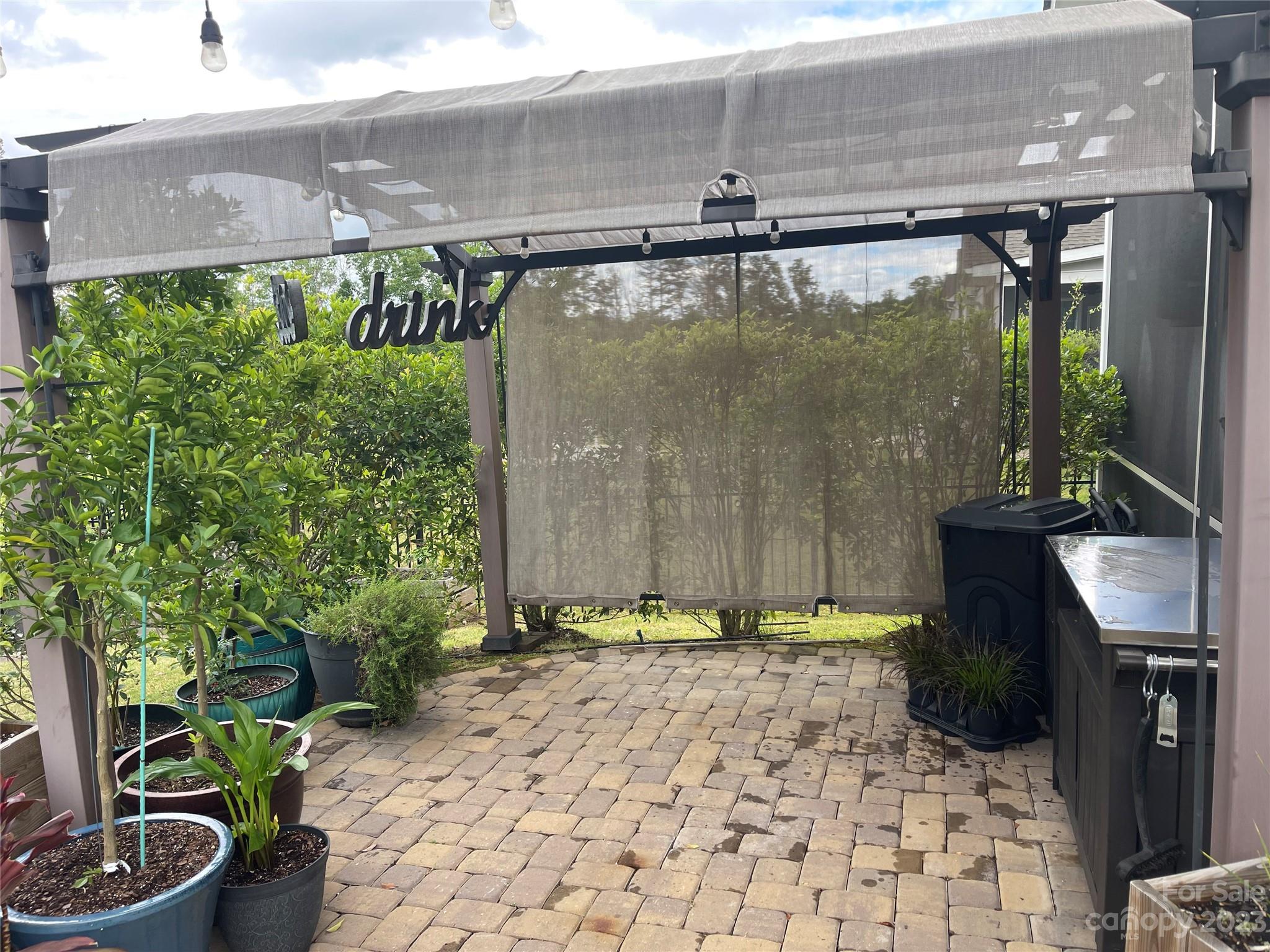 Summerhouse at Paddlers Cove - Residential