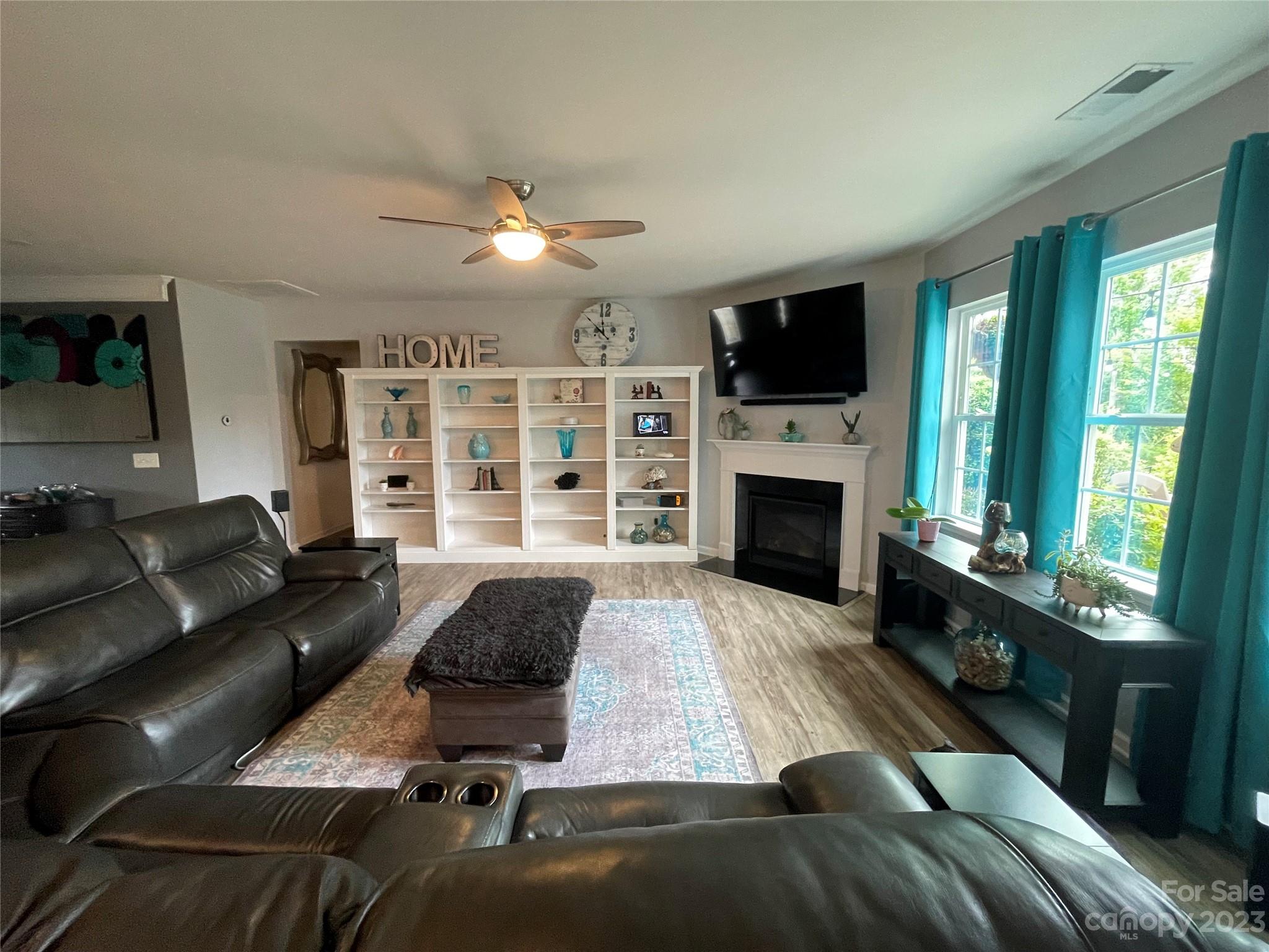 Summerhouse at Paddlers Cove - Residential