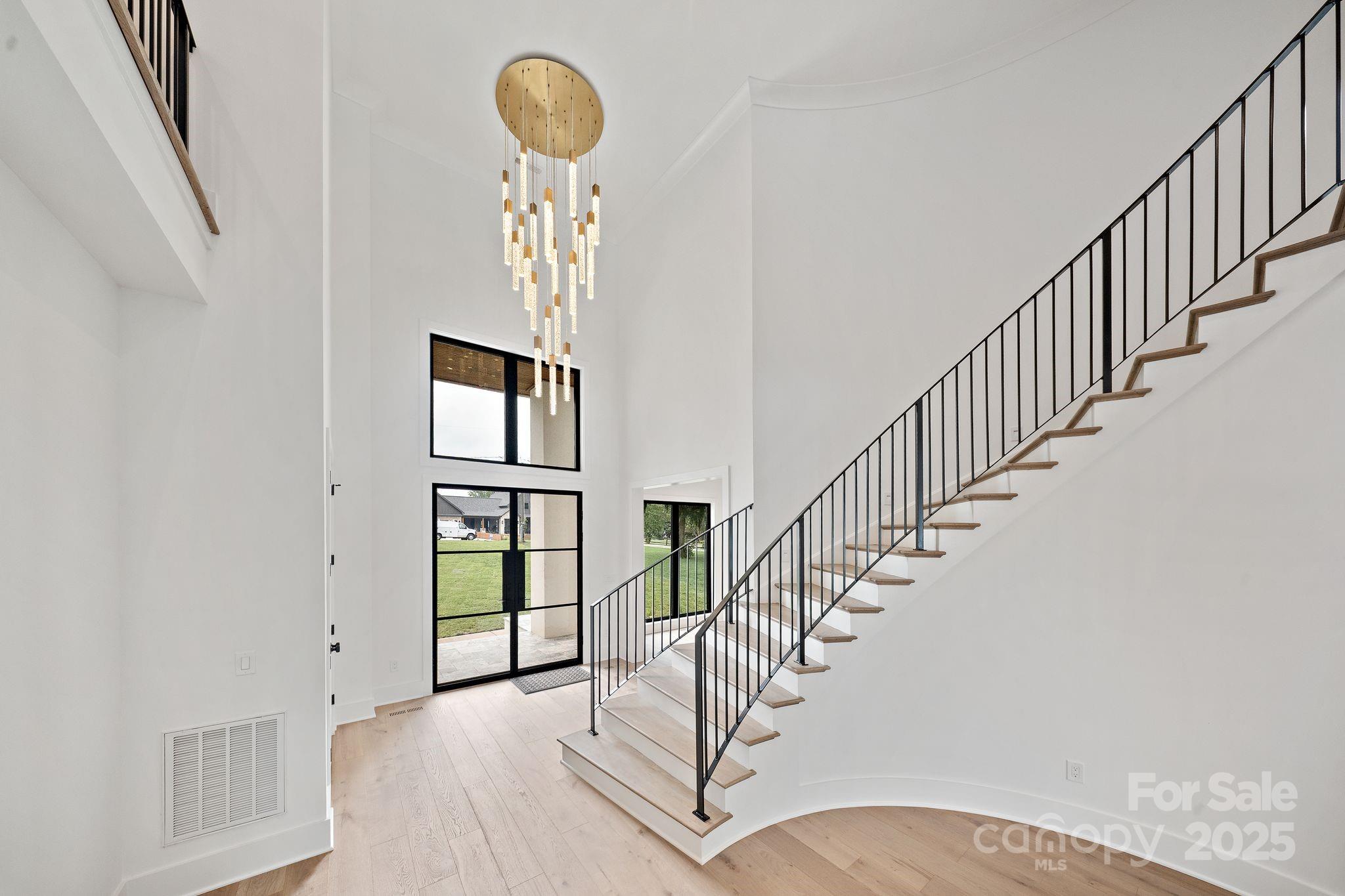 Imperial Point - Residential