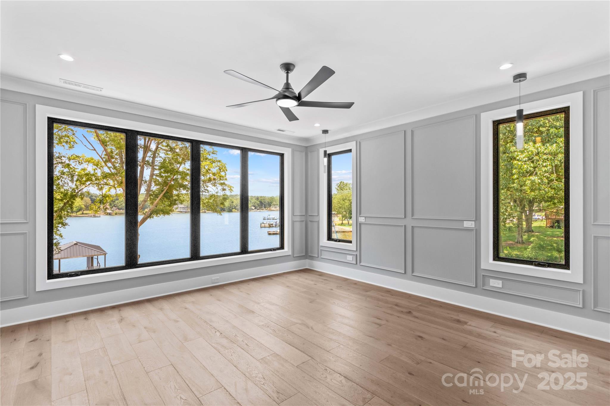 Imperial Point - Residential