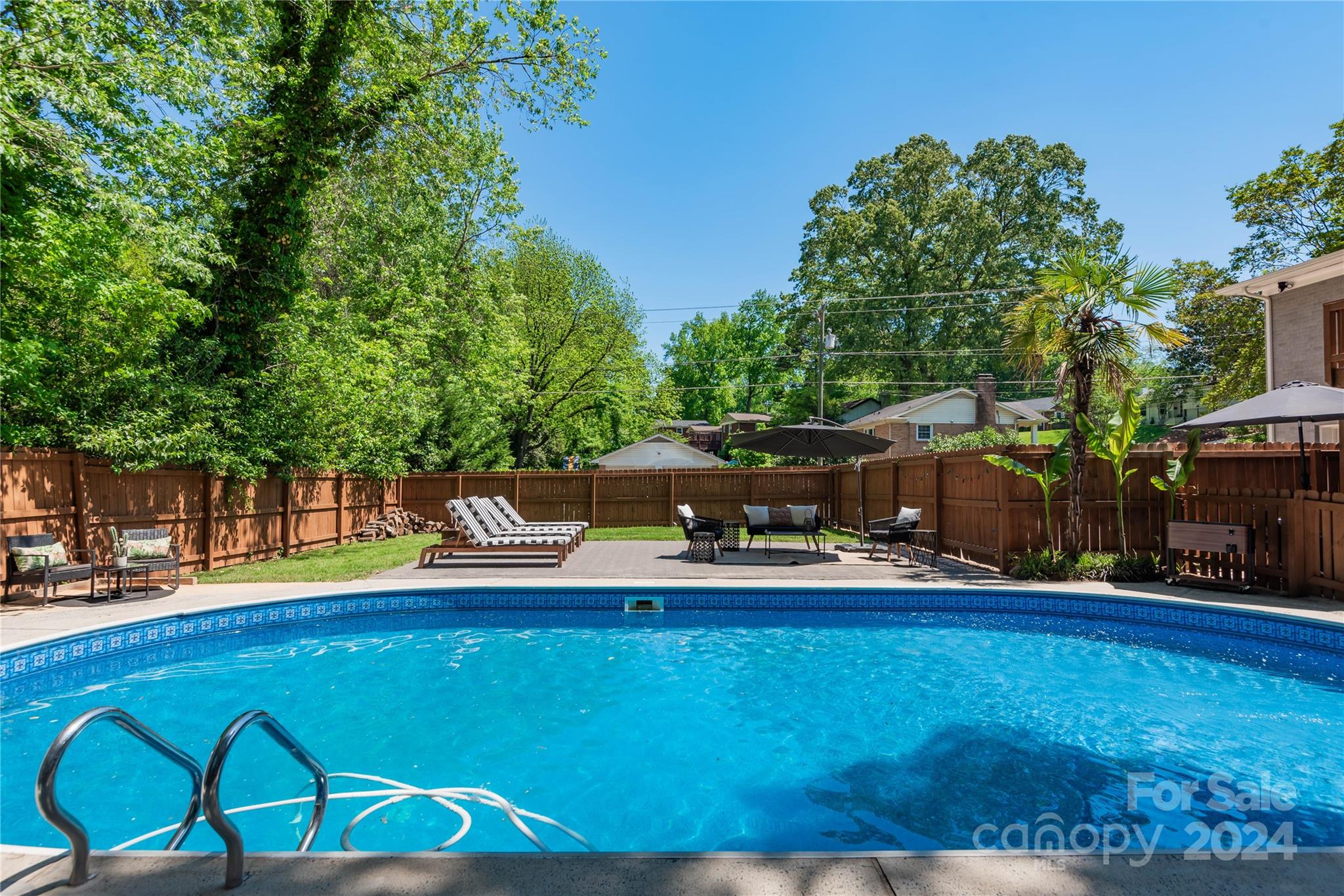 Montclaire - Residential