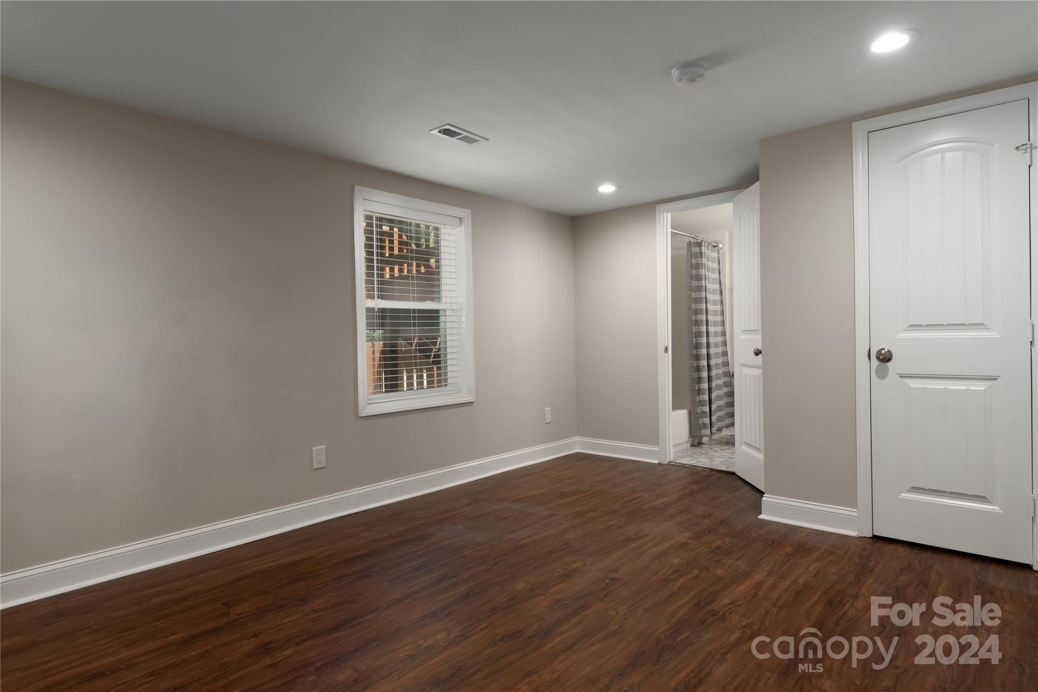 Montclaire - Residential