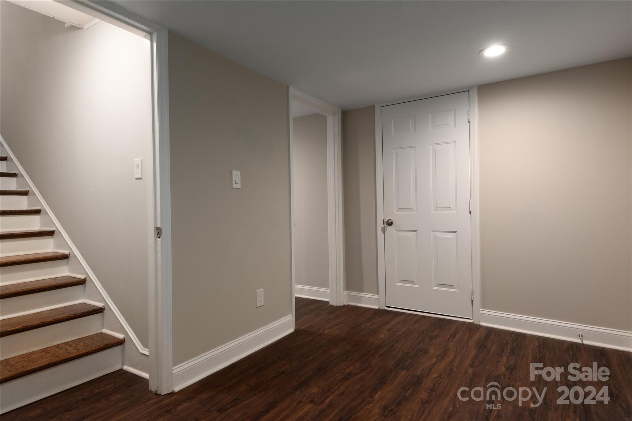 Montclaire - Residential