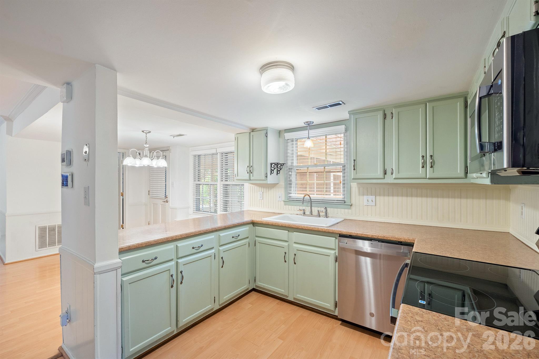 Sardis Forest - Residential