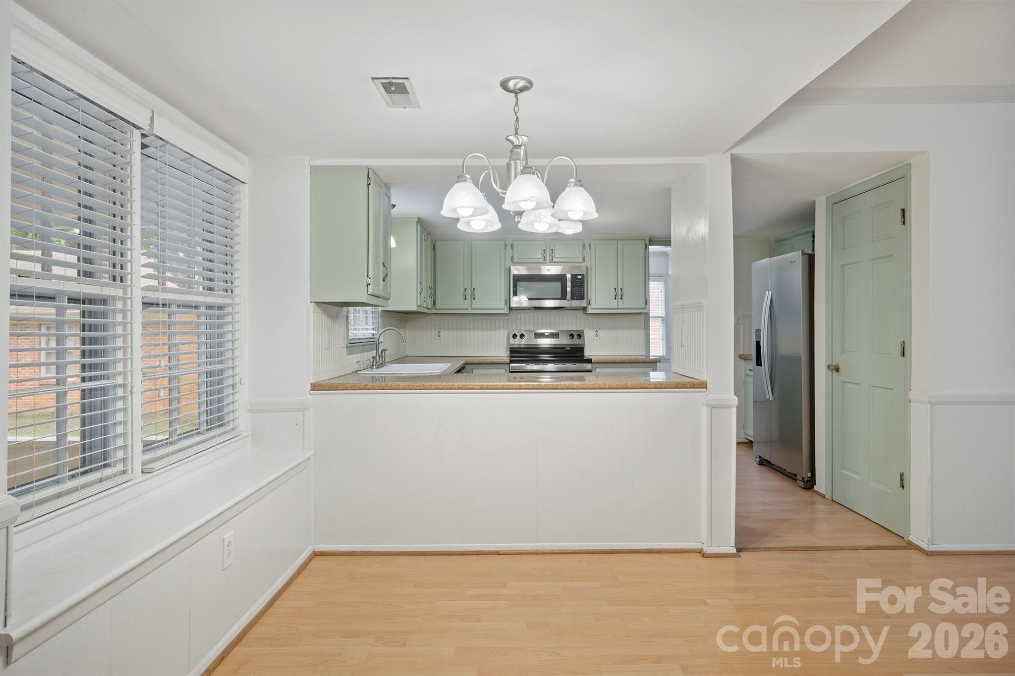 Sardis Forest - Residential