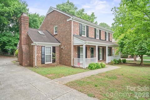 Photo of 1122 Berry Ridge Road, Charlotte, NC 28270 (MLS # 4379547)