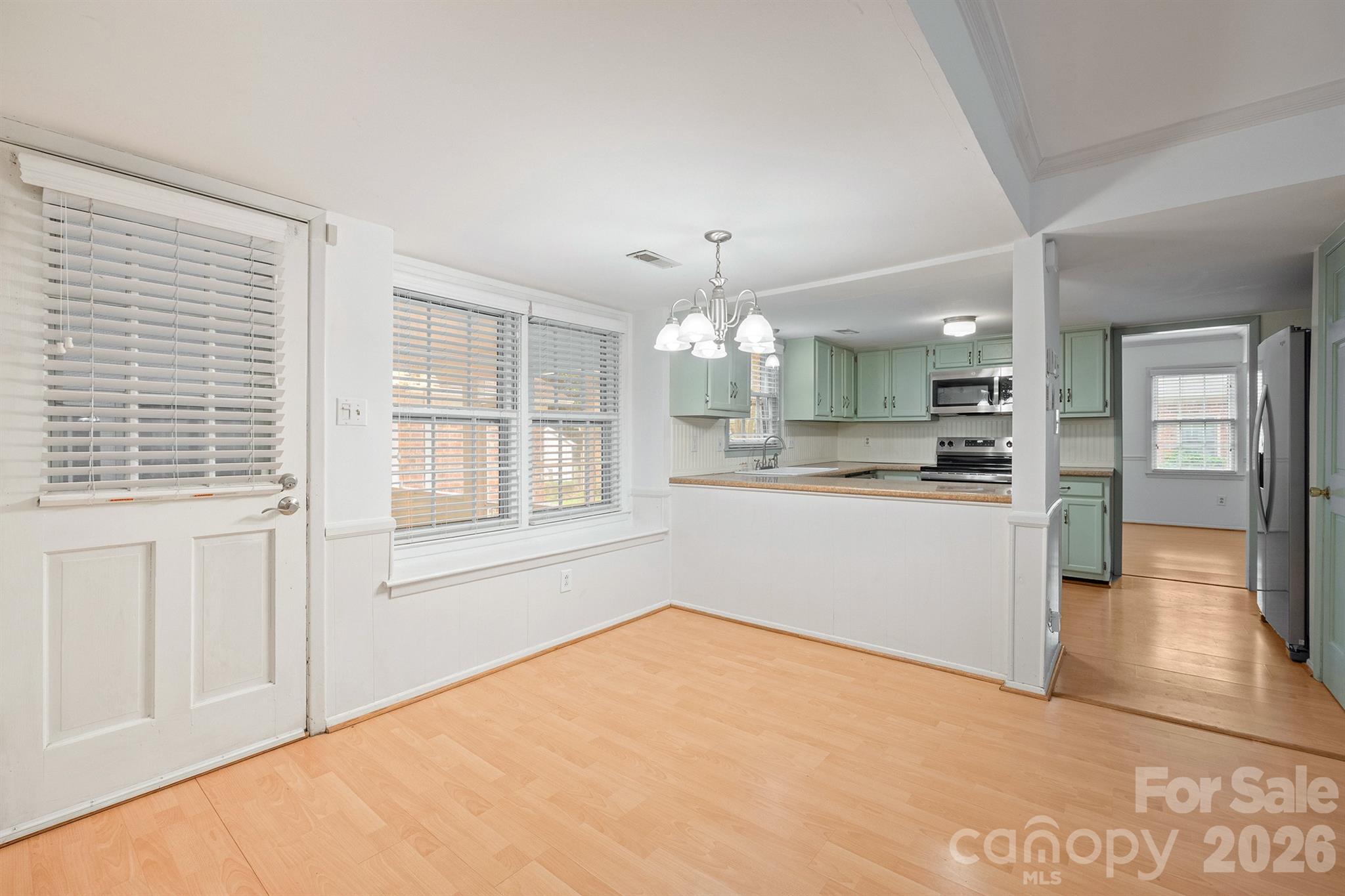 Sardis Forest - Residential