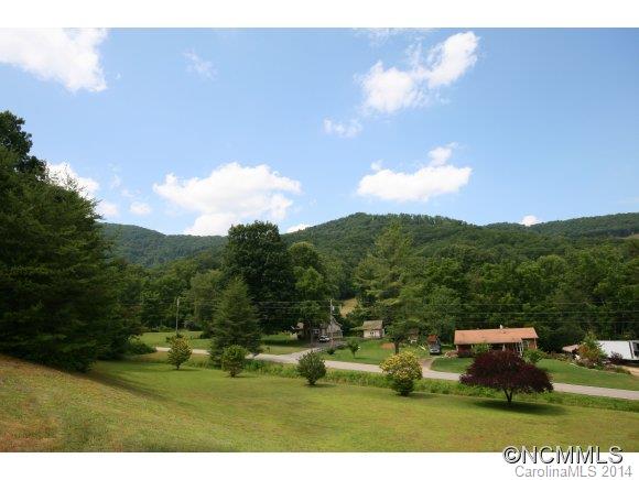 Ruth Villa - Residential