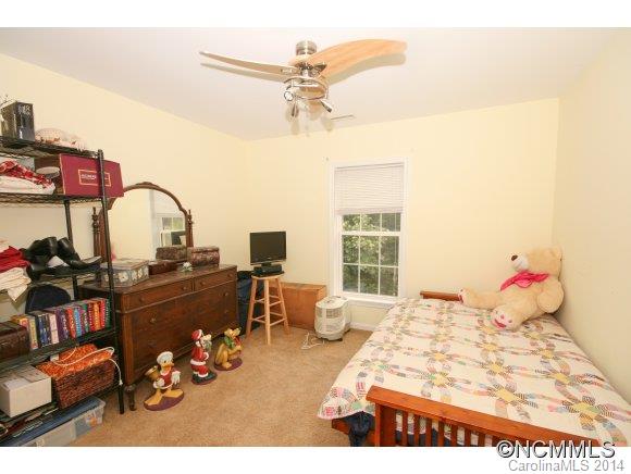 Ruth Villa - Residential