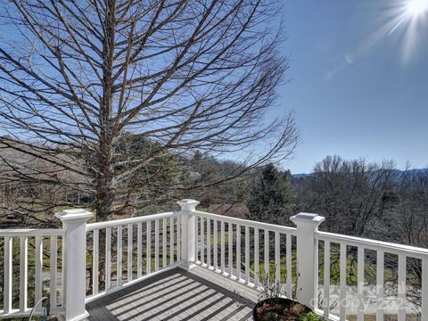 A home in Hendersonville