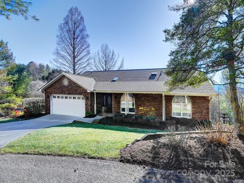 156 Circle Top Drive Hendersonville NC 28739