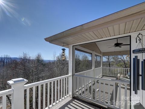 A home in Hendersonville