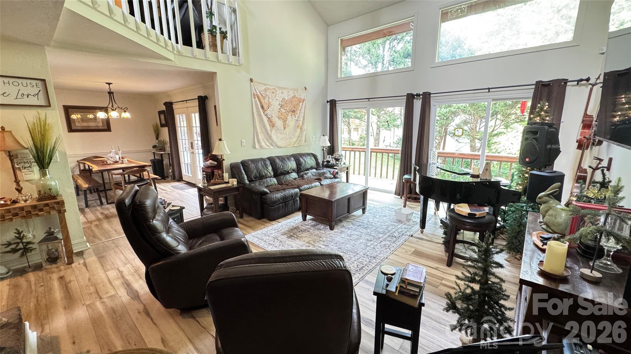 114 Rustic Hills Circle