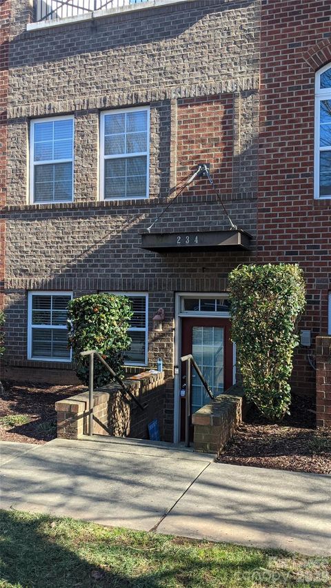 Photo of 234 Harbour Place Drive, Davidson, NC 28036 (MLS # 4351430)