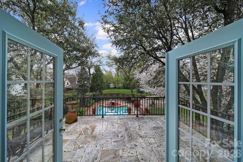 2132 Rolston Drive Charlotte NC 28207