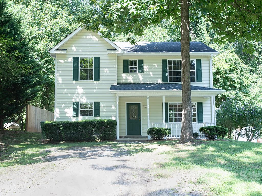 Photo 1 of 35 — 17 Pinecrest Drive, Asheville, NC 28803
