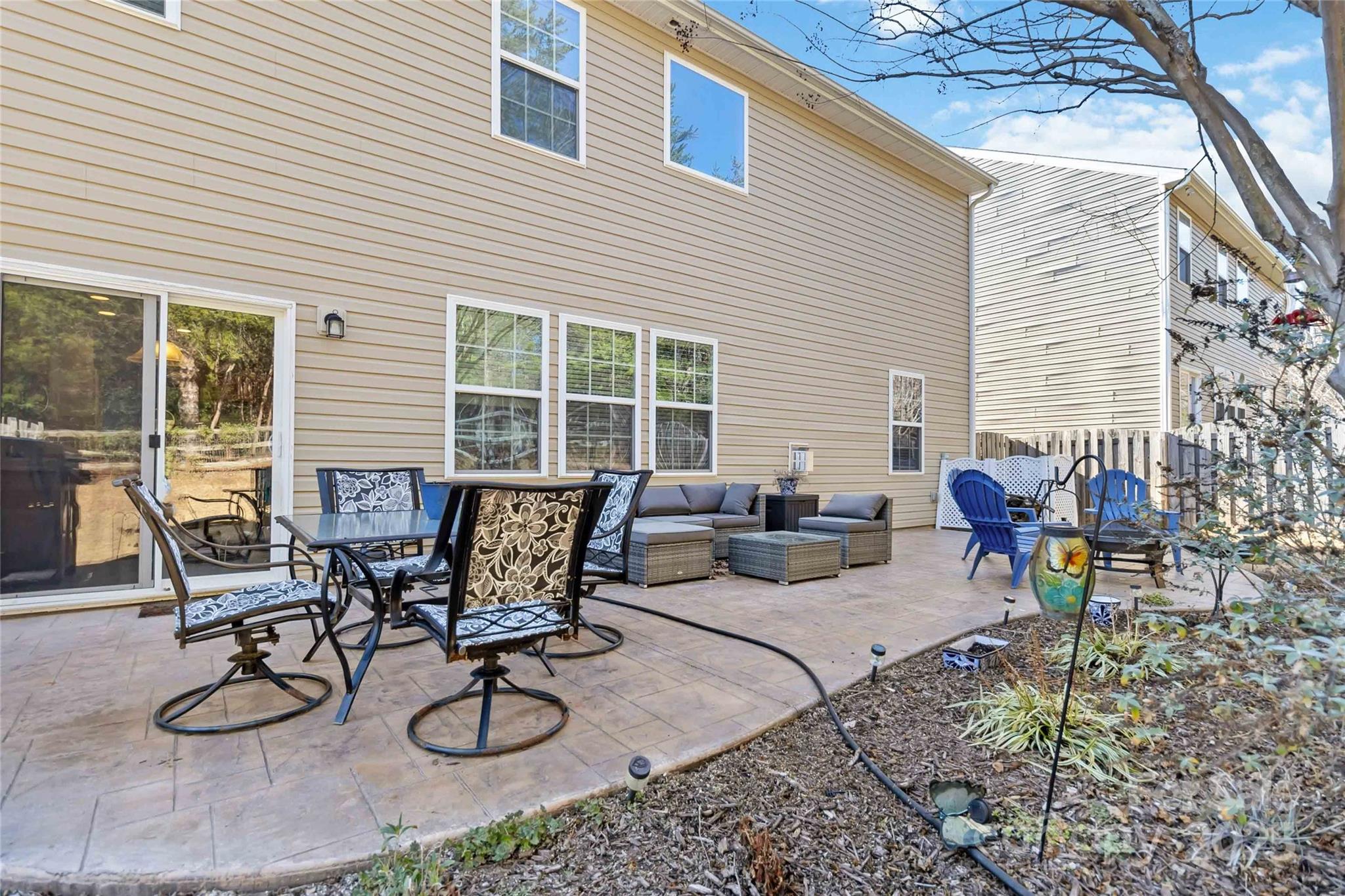 Almond Glen - Residential