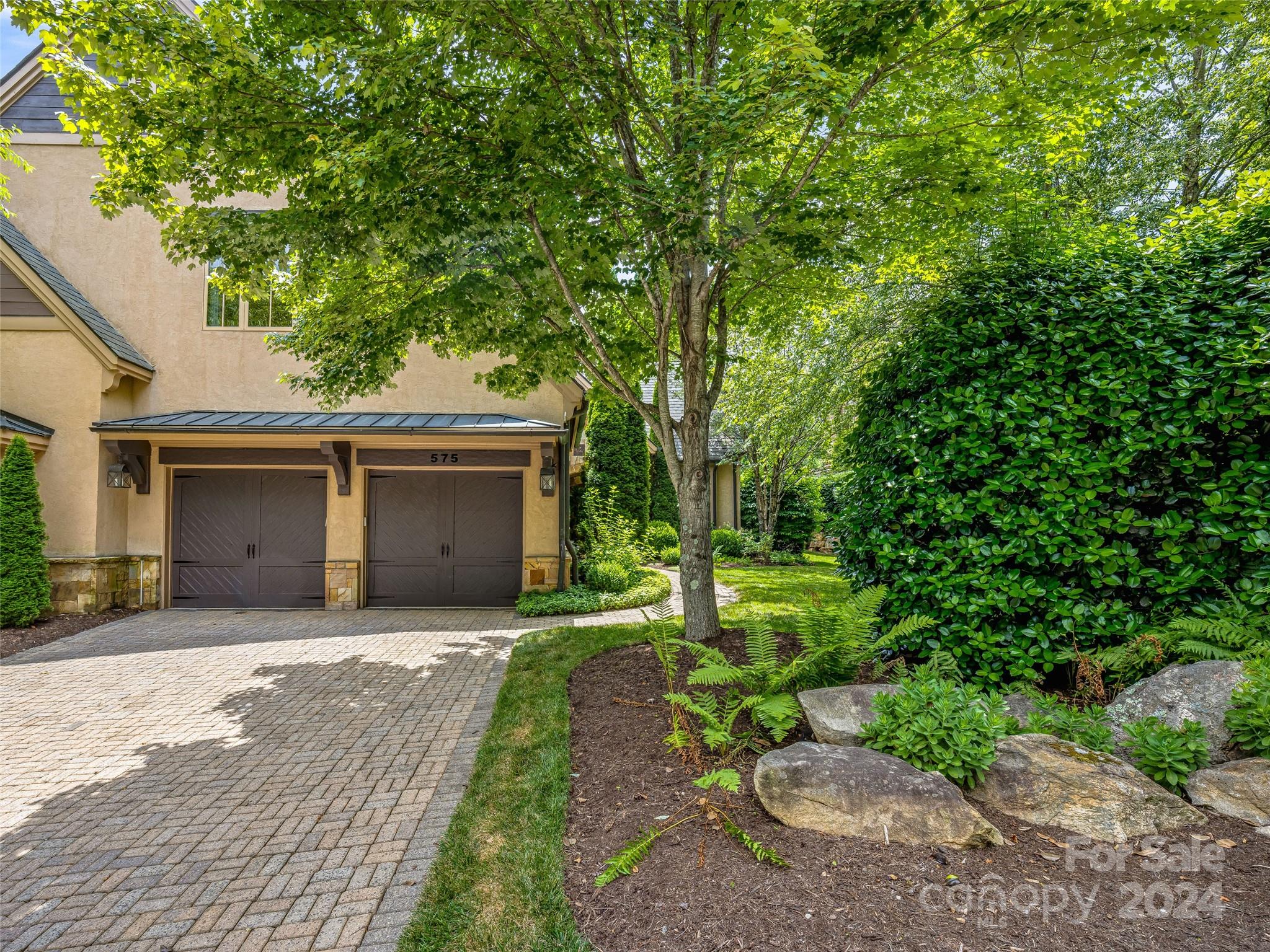 The Cliffs at Walnut Cove - Residential