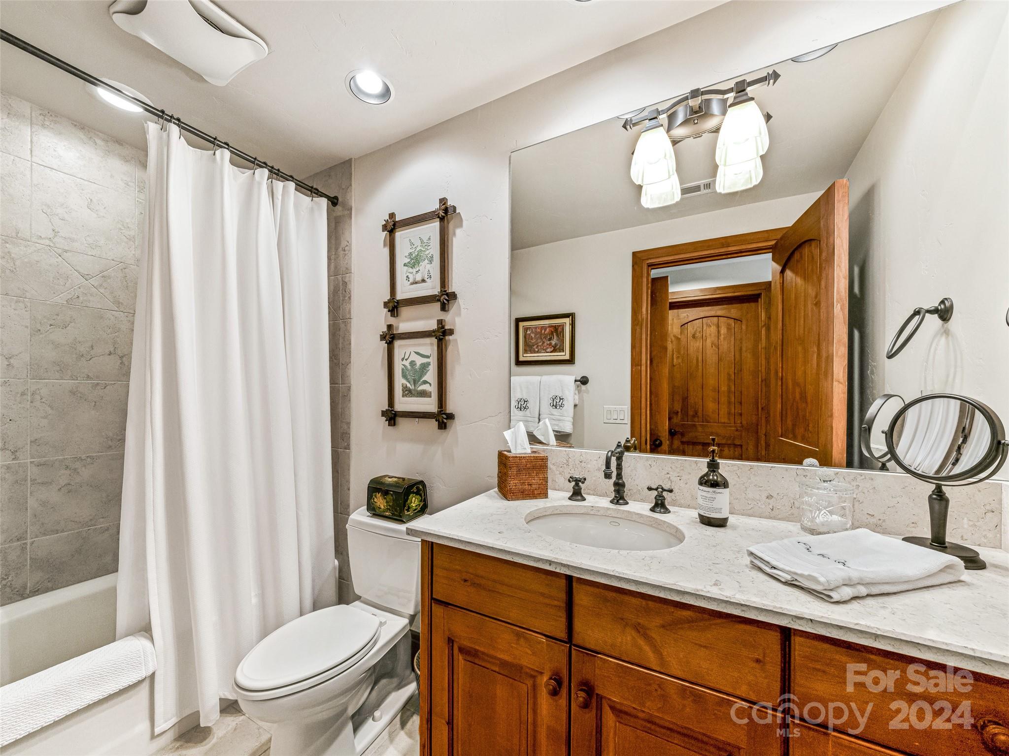 The Cliffs at Walnut Cove - Residential