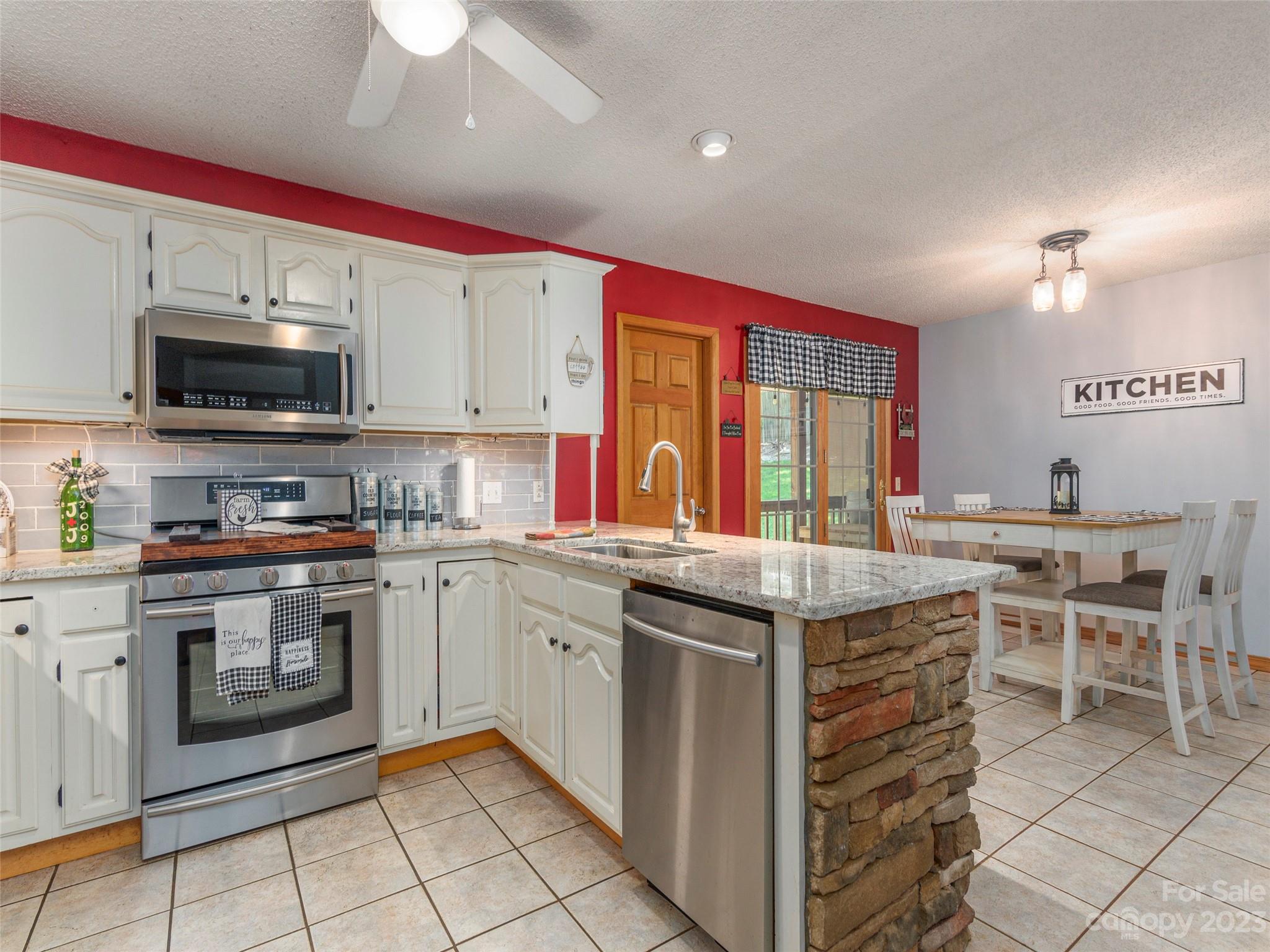 Sulphur Springs Park - Residential