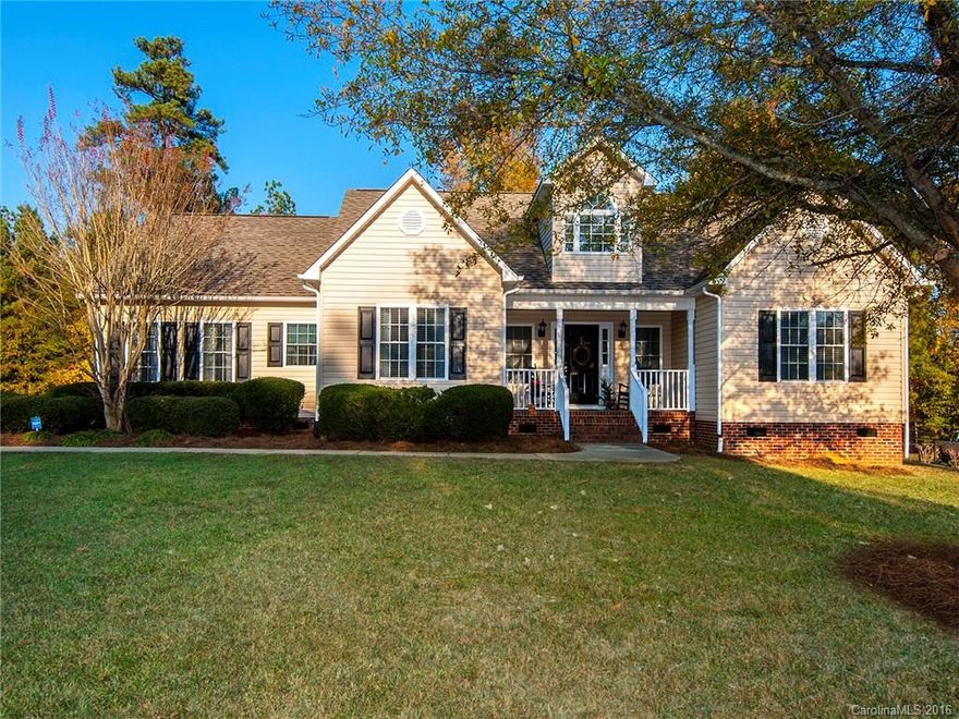 Awesome ranch in Clover School district w/some updates. Freshly painted, new hardware & fixtures. Formal dining room, tray ceilings, moldings, & vaulted ceilings. Great room w/gas log fireplace. Split BR plan w/spacious master suite including whirlpool, separate shower, & double sinks. Rear deck overlooking fenced back yard, invisible fencing, & water softener (not hooked up). All appliances to convey including refrigerator & washer/dryer. The pictures don't lie-hurry to see-won't last long.