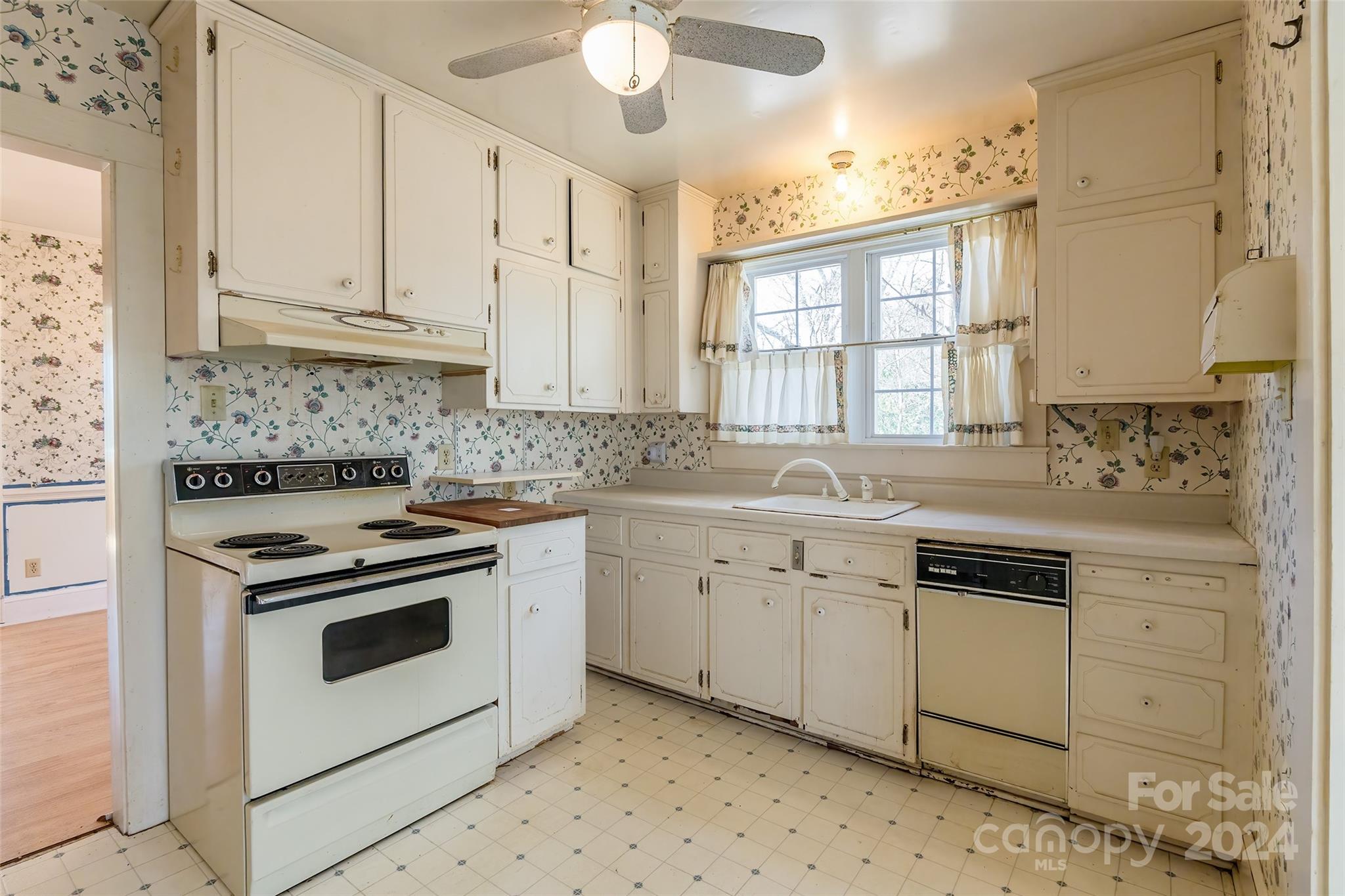 Hillcrest - Residential