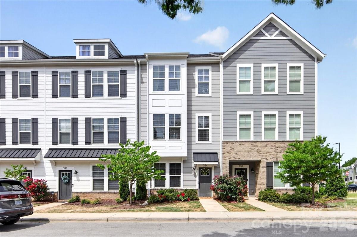 334 Armour Street